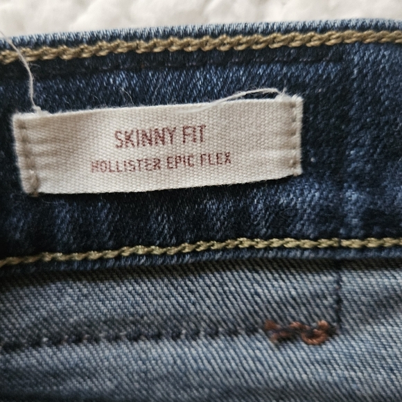 Hollister Men's Dark Blue Skinny Jeans - Picture 5 of 7